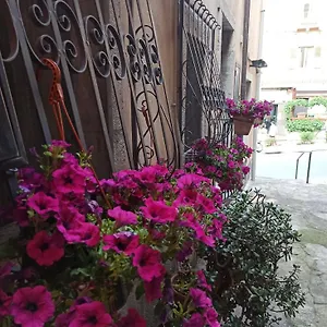 https://casa-tiziana-taormina.taorminaitalyhotels.com