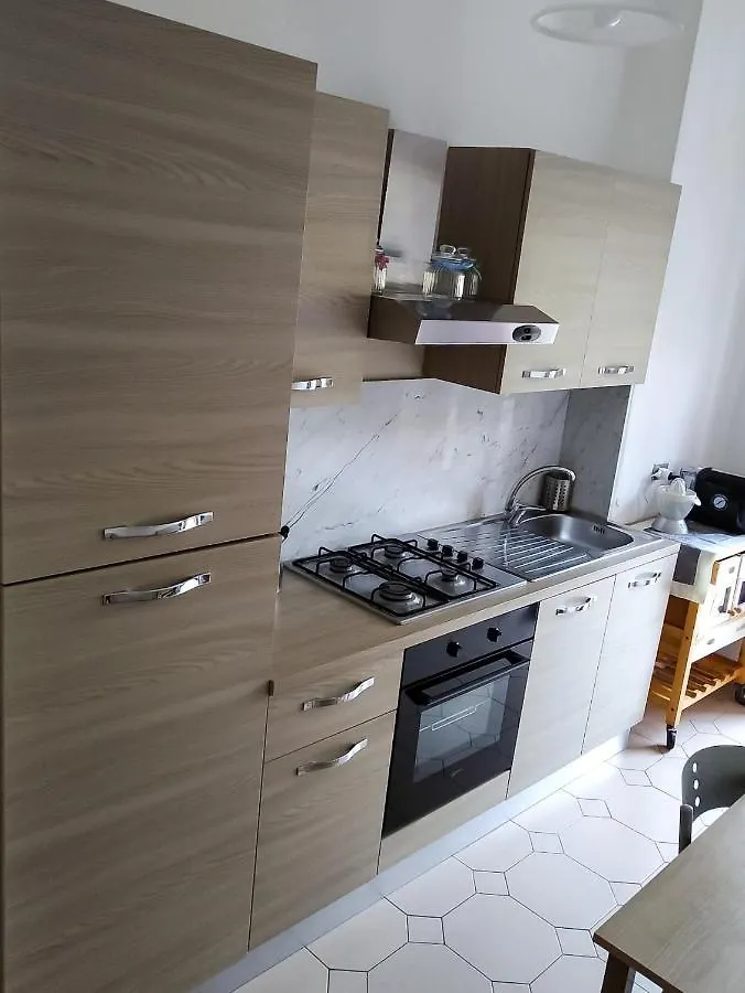A Casa Di Leda Apartment Sarzana